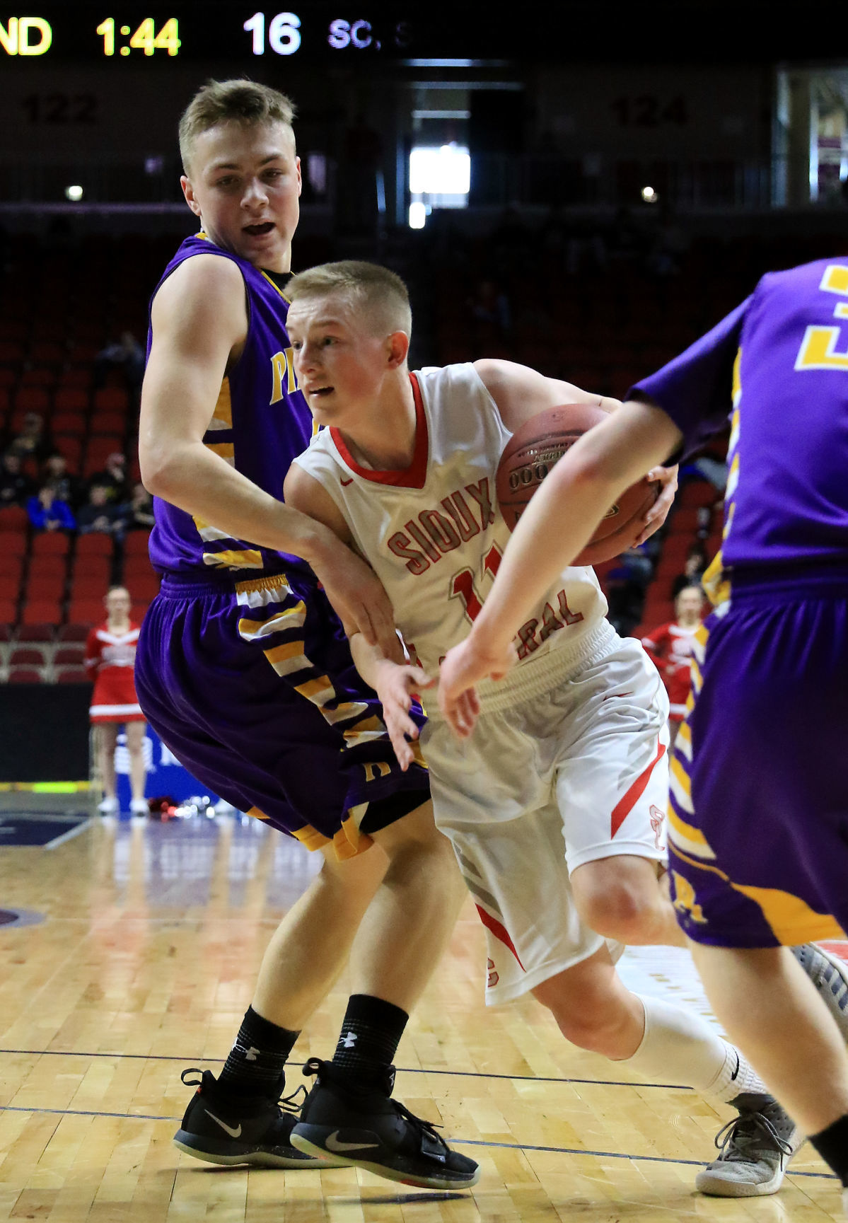 030419-SiouxCentral-Alburnett-007